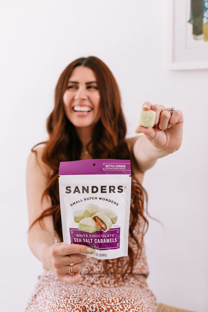 Sanders Candy - White Chocolate Sea Salt Caramel 18 oz. Tub