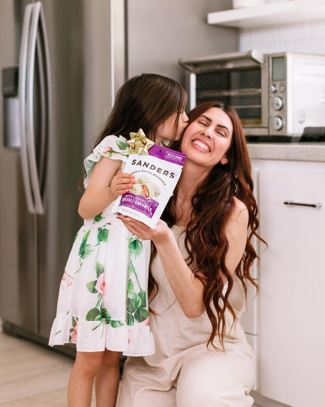 Sanders Candy - White Chocolate Sea Salt Caramels 7oz Pouch